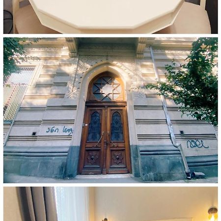 Sofiko Apartment In A Legendary Building Тбилиси Экстерьер фото